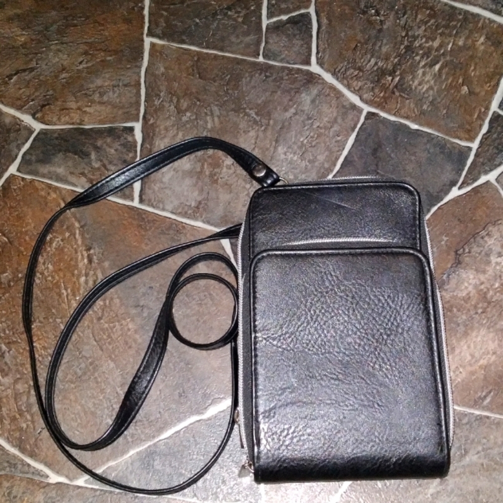 Crossbody purse